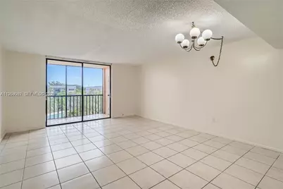 8600 SW 133rd Ave Rd #422, Miami, FL 33183 - Photo 1