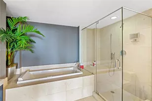 495 Brickell Ave, Miami, FL 33131 - Photo 17