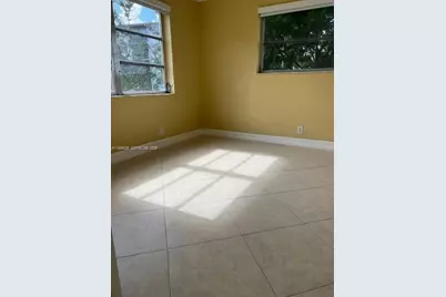 2226 N Cypress Bend Dr #210, Pompano Beach, FL 33069 - Photo 11