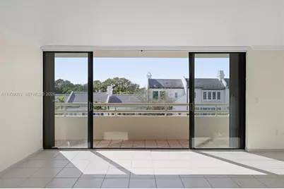 441 Valencia Ave #302, Coral Gables, FL 33134 - Photo 5