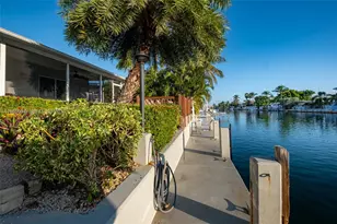 410 10th St, Key Colony, FL 33051 - Photo 35