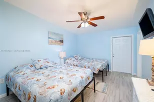 410 10th St, Key Colony, FL 33051 - Photo 17