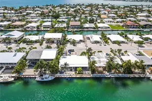 410 10th St, Key Colony, FL 33051 - Photo 47