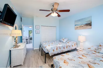 410 10th St, Key Colony, FL 33051 - Photo 17