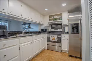 1527 NW 80th Ave, Margate, FL 33063 - Photo 17