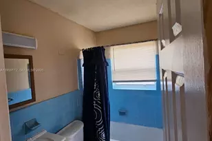1021 NE 17th Ave, Fort Lauderdale, FL 33304 - Photo 9