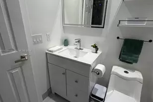 920 Monticello Ave, Davie, FL 33325 - Photo 11