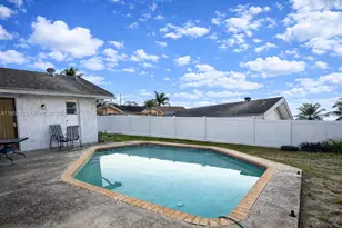 1411 SW 82nd Ave, North Lauderdale, FL 33068 - Photo 15