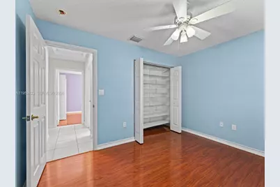 1861 NW 142nd Ter, Pembroke Pines, FL 33028 - Photo 13