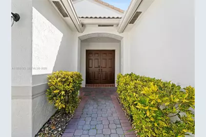 1861 NW 142nd Ter, Pembroke Pines, FL 33028 - Photo 3