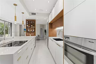 3500 Mystic Pointe Dr, Aventura, FL 33180 - Photo 5