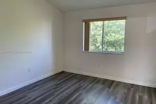 5411 SW 41st St, Pembroke Park, FL 33023 - Photo 15