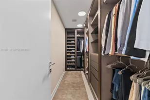 300 Biscayne Blvd Way, Miami, FL 33131 - Photo 23