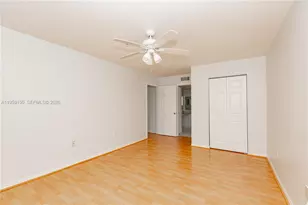 11133 SW 8th St, Pembroke Pines, FL 33025 - Photo 31