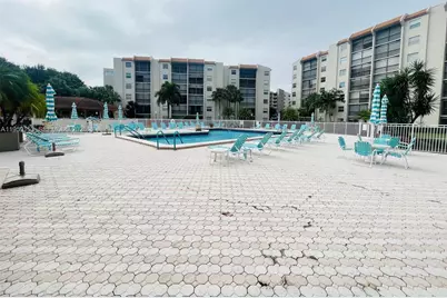 3940 Inverrary Blvd #808-A, Lauderhill, FL 33319 - Photo 15