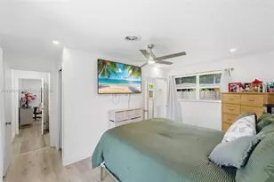 861 N Bel Air Dr, Plantation, FL 33317 - Photo 13