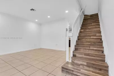 3202 SE 6th St, Homestead, FL 33033 - Photo 13