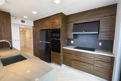 540 Brickell Key Dr #732, Miami, FL 33131 - Photo 13