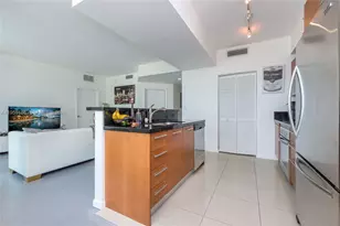 244 Biscayne Blvd, Miami, FL 33132 - Photo 7