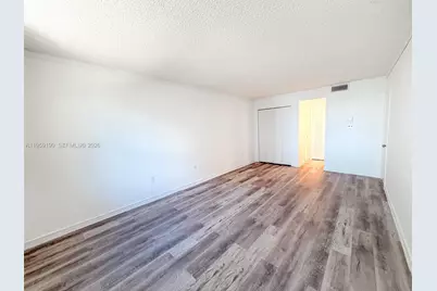 5750 Collins Ave #6J, Miami Beach, FL 33140 - Photo 13