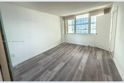 5750 Collins Ave #6J, Miami Beach, FL 33140 - Photo 17