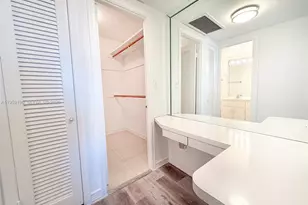 5750 Collins Ave, Miami Beach, FL 33140 - Photo 23