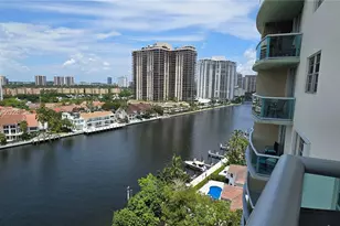 19390 Collins Ave, Sunny Isles Beach, FL 33160 - Photo 29