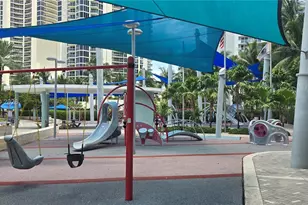 19390 Collins Ave, Sunny Isles Beach, FL 33160 - Photo 39