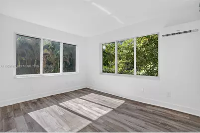 1630 SW 10th St, Miami, FL 33135 - Photo 5