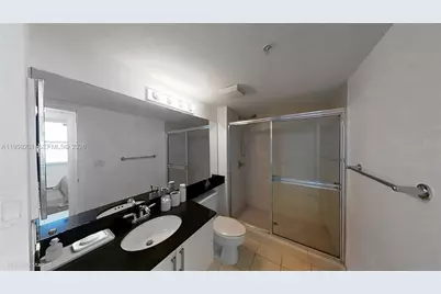 31 SE 5th St #2408, Miami, FL 33131 - Photo 21