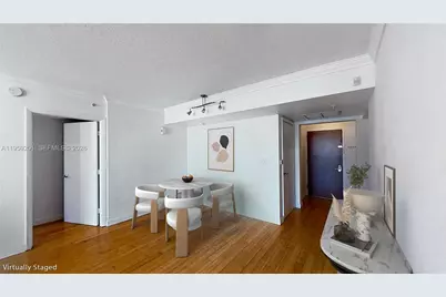 31 SE 5th St #2408, Miami, FL 33131 - Photo 13