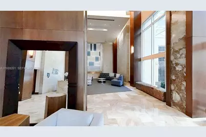 31 SE 5th St #2408, Miami, FL 33131 - Photo 27