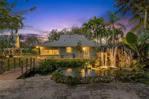 19820 SW 244th St, Homestead, FL 33031 - Photo 5