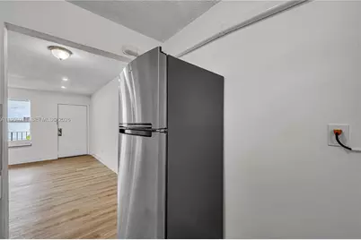 668 NW 31st St #6, Miami, FL 33127 - Photo 11