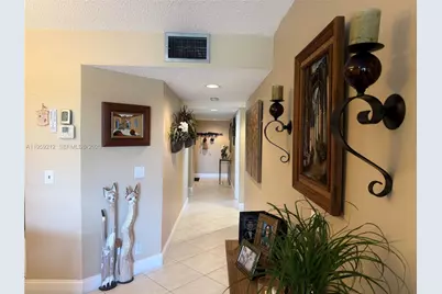 1100 SW 130th Ave #401H, Pembroke Pines, FL 33027 - Photo 1