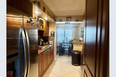 1100 SW 130th Ave #401H, Pembroke Pines, FL 33027 - Photo 3