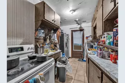 1355 NE 200th Ter, Miami, FL 33179 - Photo 5