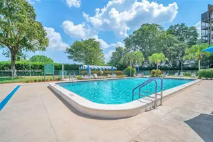 1200 St Charles Pl, Pembroke Pines, FL 33026 - Photo 15