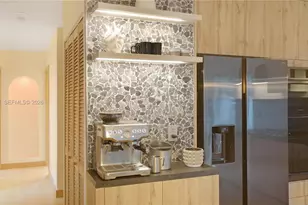 2749 NE 10th Ave, Wilton Manors, FL 33334 - Photo 35