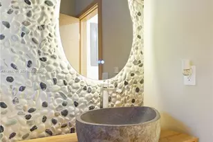 2749 NE 10th Ave, Wilton Manors, FL 33334 - Photo 41