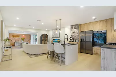 2749 NE 10th Ave, Wilton Manors, FL 33334 - Photo 33