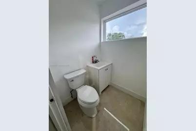 14935 NW 27th Ave, Opa-Locka, FL 33054 - Photo 9