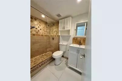 18240 Mediterranean Blvd #7-11, Hialeah, FL 33015 - Photo 11