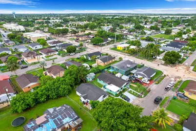 435 NW 15th St, Florida City, FL 33034 - Photo 7