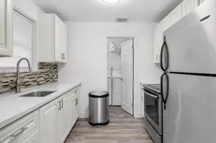 435 NW 15th St, Florida City, FL 33034 - Photo 19