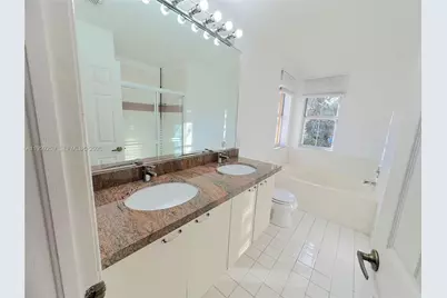 1115 River Birch St, Hollywood, FL 33019 - Photo 49