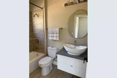 1819 Mariners Ln #1819, Weston, FL 33327 - Photo 31