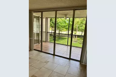 3910 Inverrary Blvd #304-B, Lauderhill, FL 33319 - Photo 11