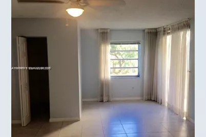 3910 Inverrary Blvd #304-B, Lauderhill, FL 33319 - Photo 7