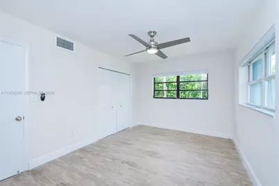 310 Harbor Ct, Key Biscayne, FL 33149 - Photo 17